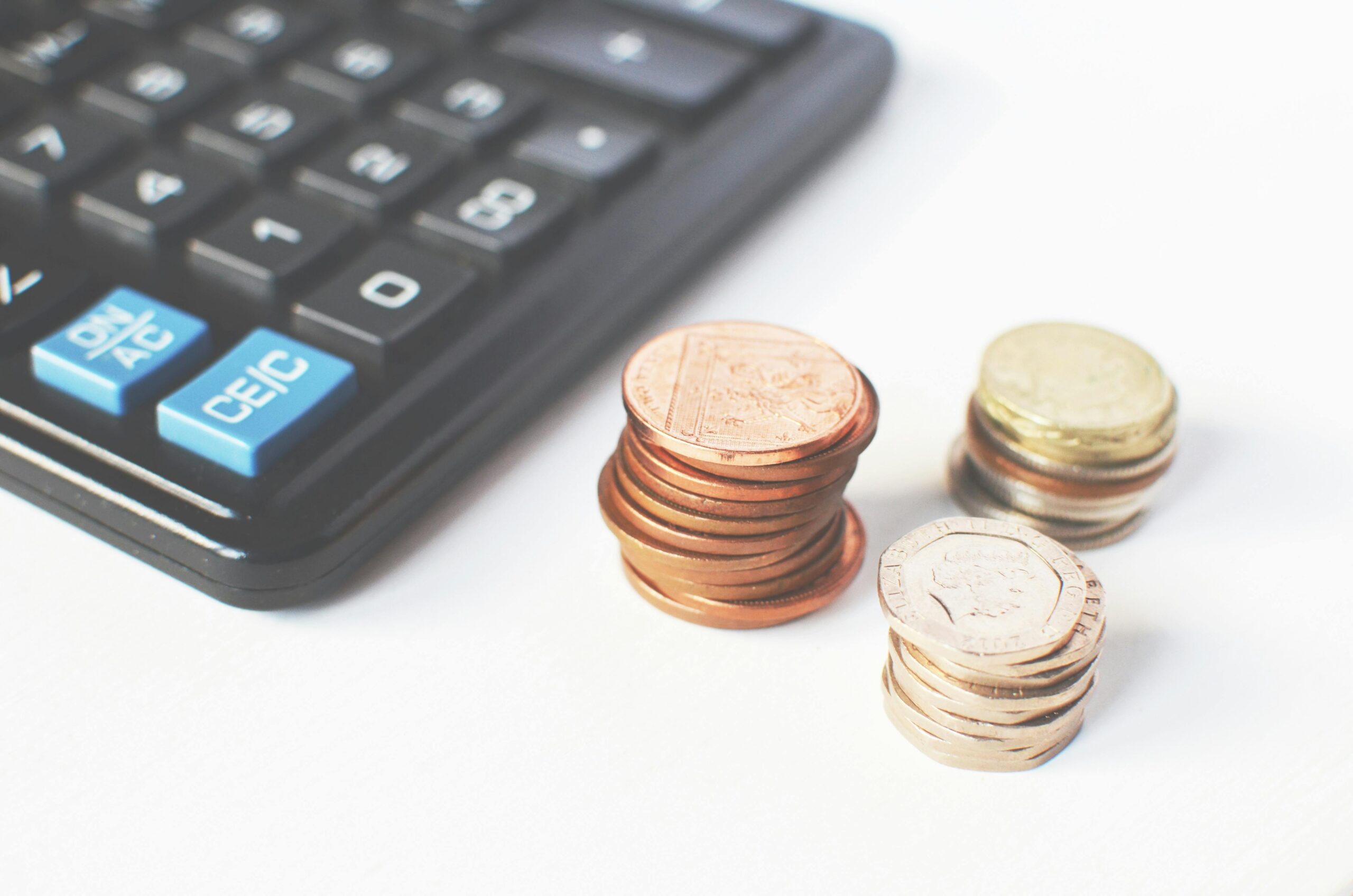 Comparison table showing annual savings by insurer type