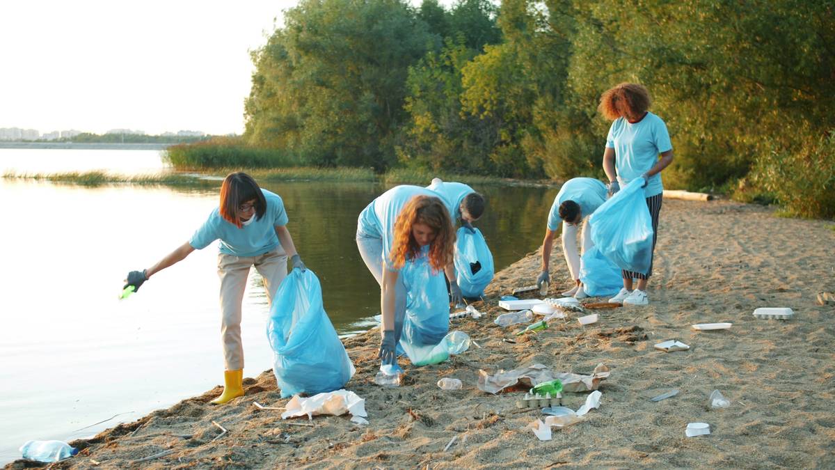 Before and after photos of a polluted site cleaned up using a pollution plan