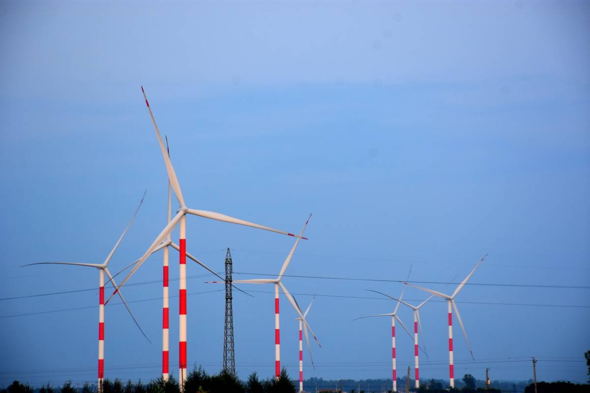 Infographic showing the financial impact of pollution on businesses