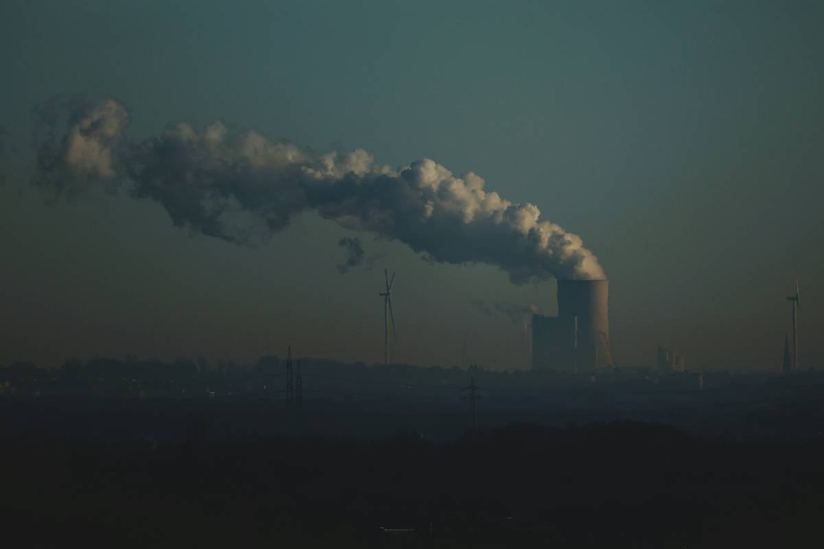 How to Navigate an Environmental Lawsuit Claim: Your Guide to Pollution Insurance