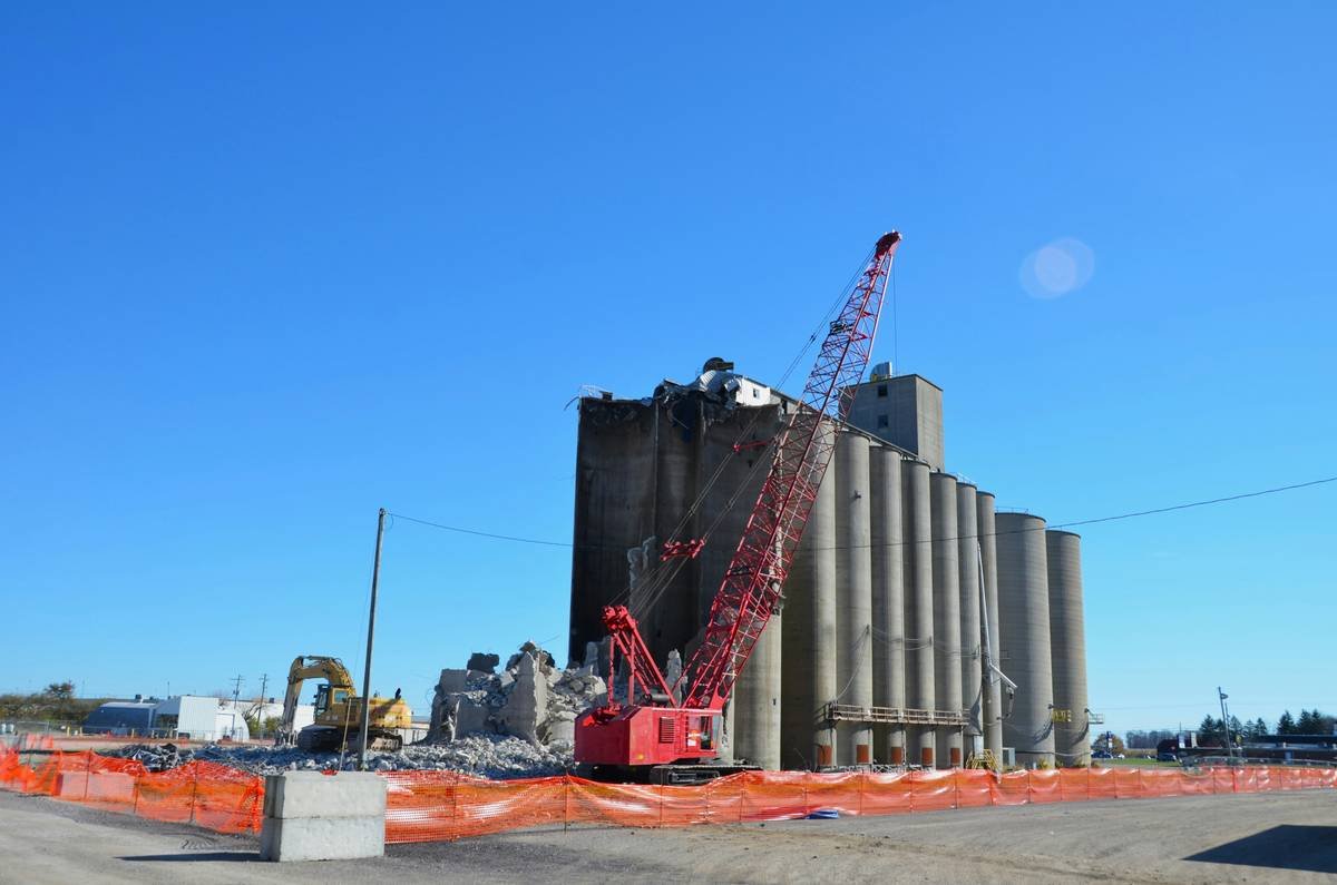 How Toxic Waste Cleanup Support Can Save Your Wallet and the Planet